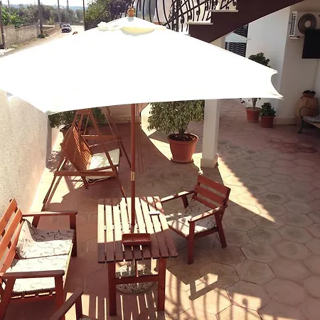 Villataty فندق مبيت وإفطار