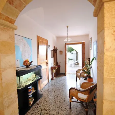 فندق مبيت وإفطار Villataty Salignano (Apulia)