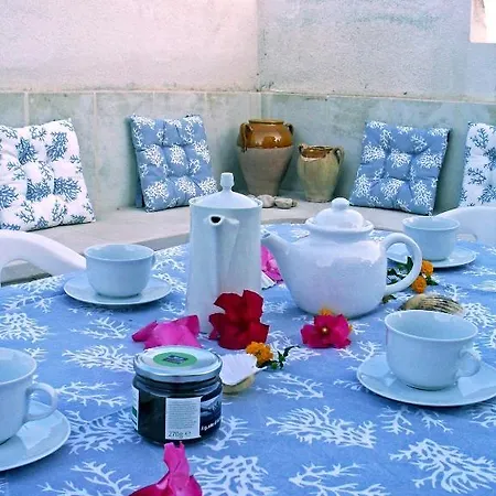 Villataty فندق مبيت وإفطار *